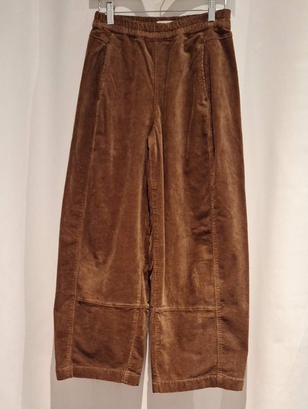 Pilcro Pull-on Women's Brown Corduroy Barrel Leg  Pants
